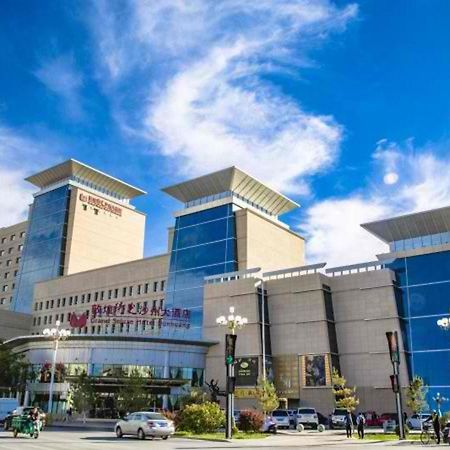 Grand Soluxe Hotel Dunhuang Esterno foto
