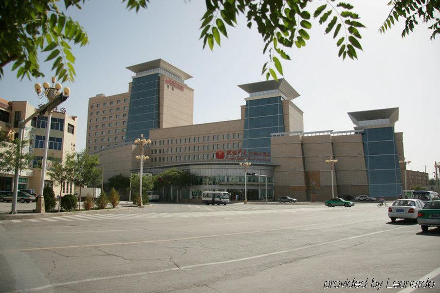Grand Soluxe Hotel Dunhuang Esterno foto