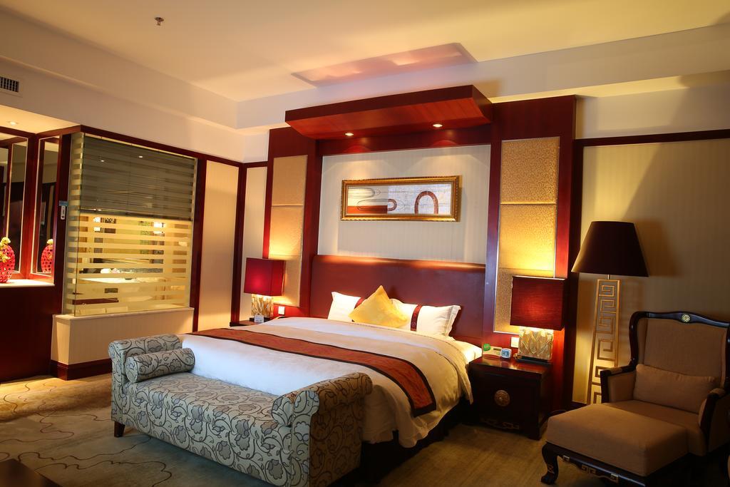 Grand Soluxe Hotel Dunhuang Esterno foto