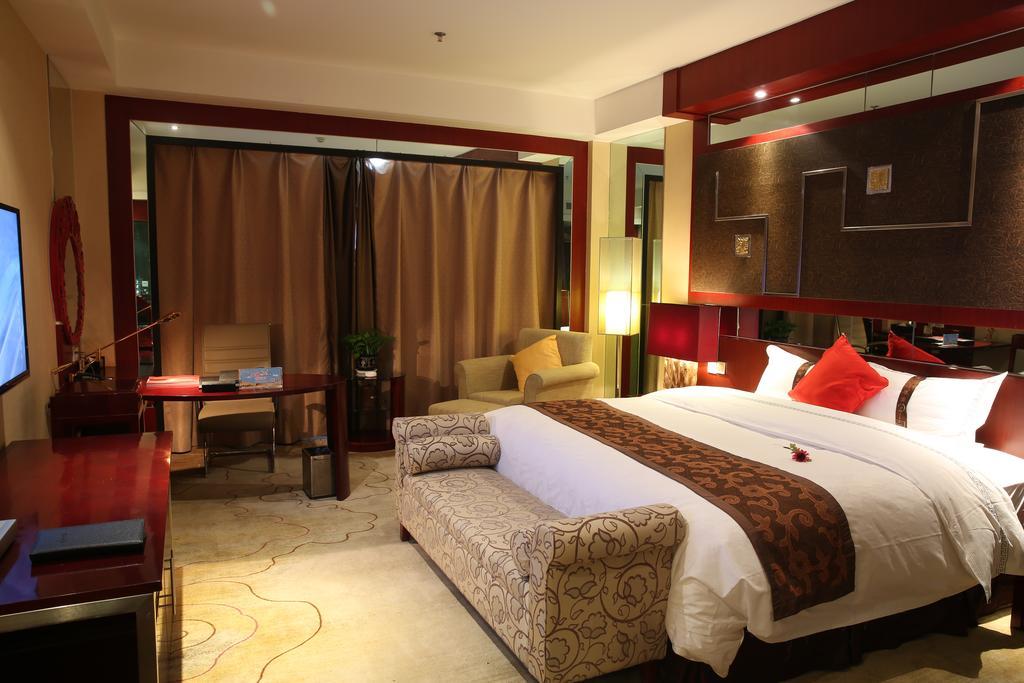 Grand Soluxe Hotel Dunhuang Esterno foto