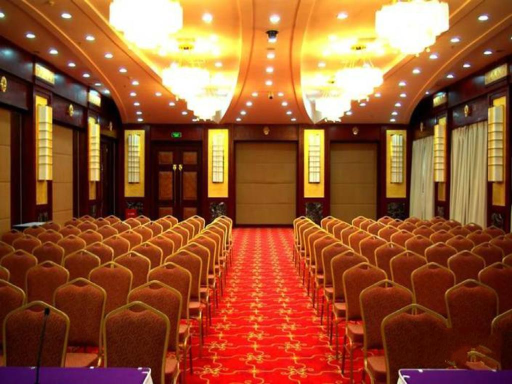 Grand Soluxe Hotel Dunhuang Esterno foto