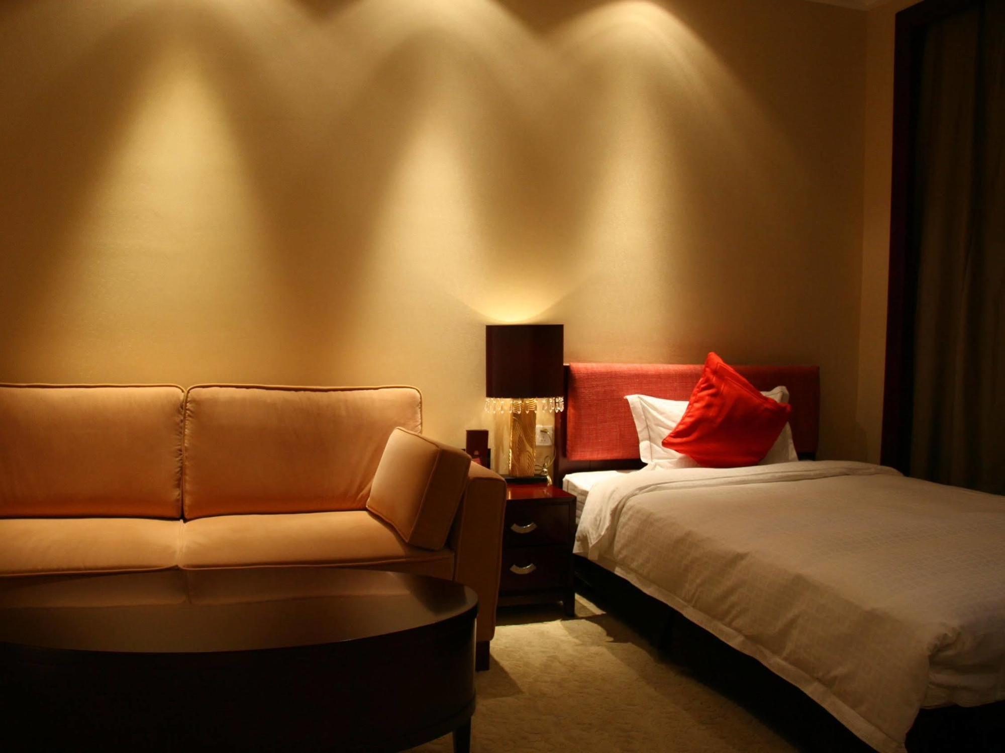Grand Soluxe Hotel Dunhuang Esterno foto